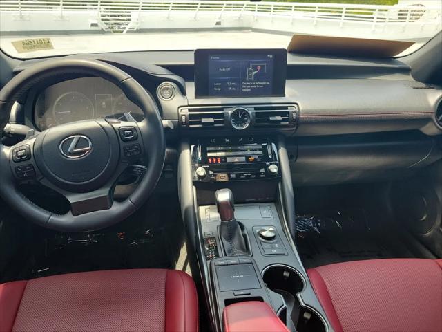 2024 Lexus IS 300 F SPORT Design