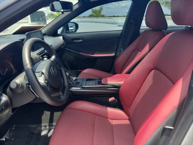 2024 Lexus IS 300 F SPORT Design