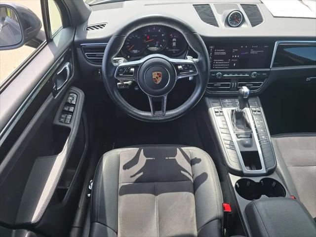2020 Porsche Macan Macan