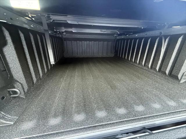2022 Ram 1500 Laramie Crew Cab 4x4 57 Box