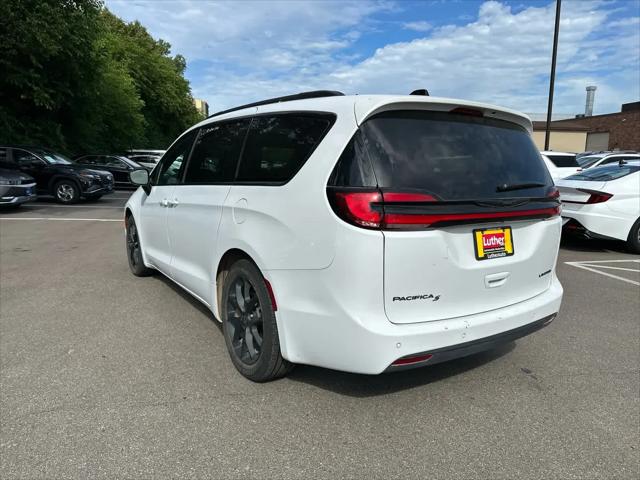 2025 Chrysler Pacifica Limited