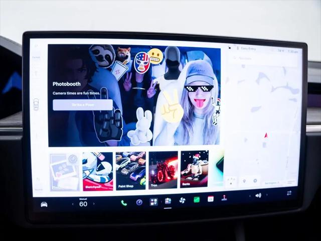 2022 Tesla Model X Plaid Tri Motor All-Wheel Drive
