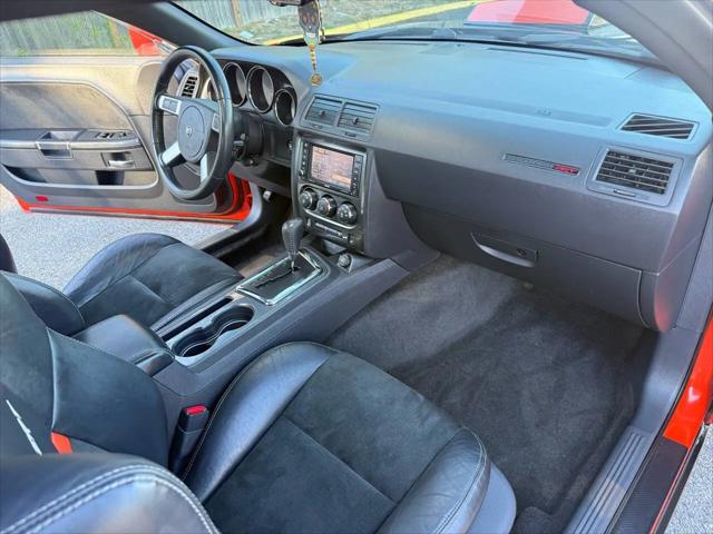 2010 Dodge Challenger SRT8