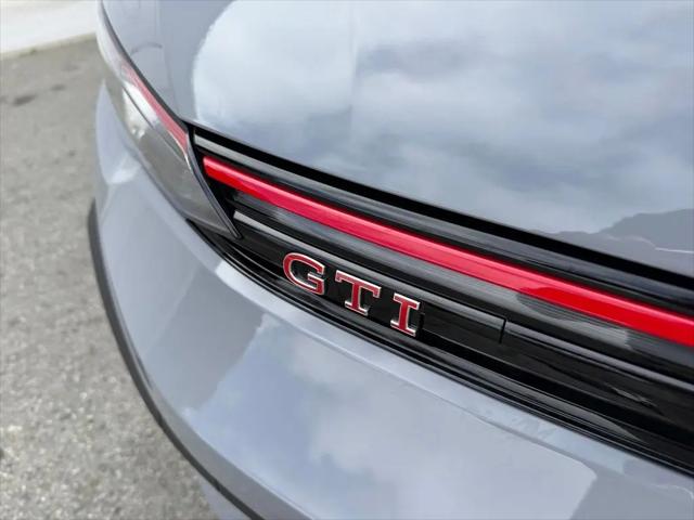 2026 Volkswagen Golf GTI Autobahn