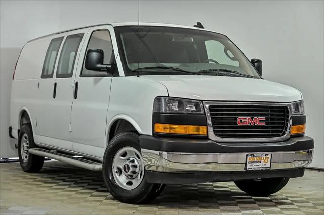 2025 GMC Savana Cargo RWD 2500 Regular Wheelbase Work Van for sale in St Charles, IL
