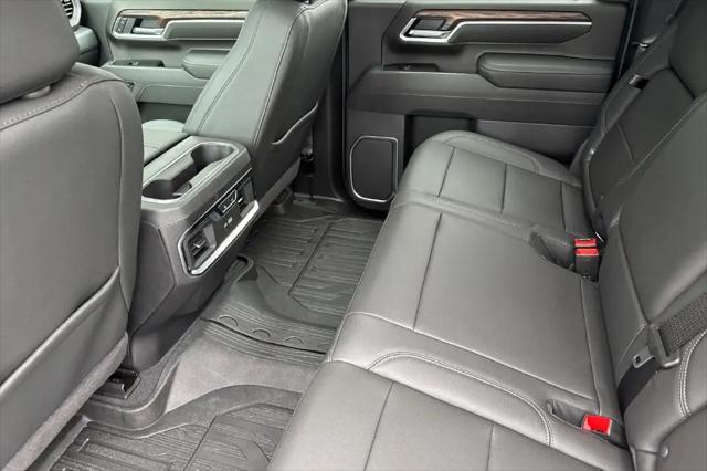 2026 GMC Sierra 2500HD Crew Cab, Standard Bed, SLT, 4WD