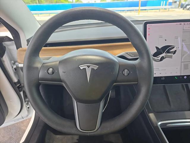 2021 Tesla Model 3 Standard Range Plus Rear-Wheel Drive