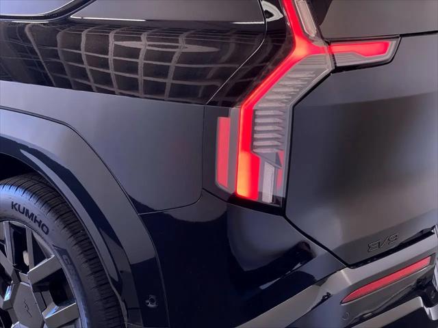 2026 Kia EV9 Land