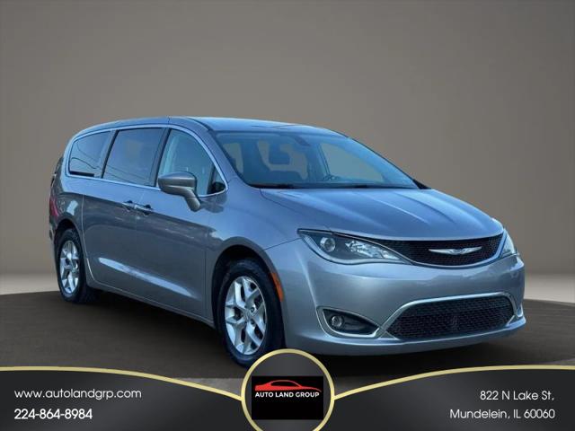 2019 Chrysler Pacifica Touring Plus for sale in Mundelein, IL
