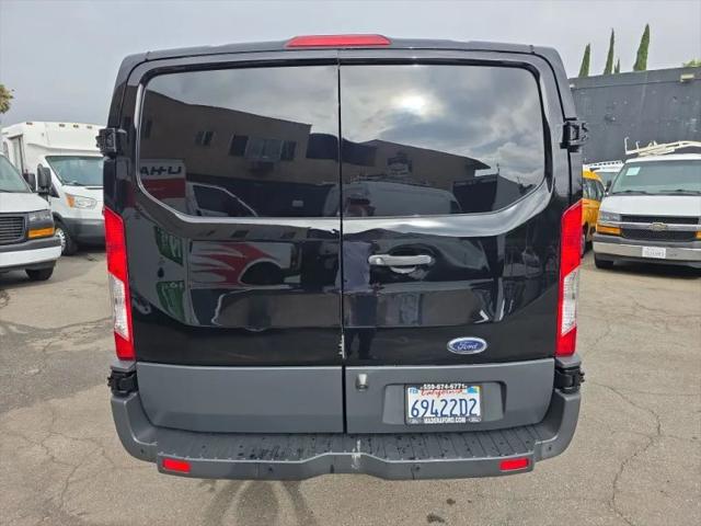 2018 Ford Transit w/Sliding Side Door w/RWB
