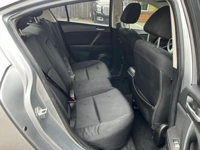 2012 Mazda Mazda3 i Touring