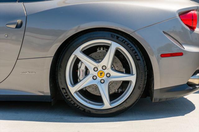 2012 Ferrari FF Base