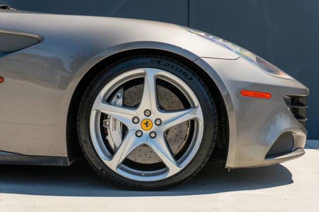 2012 Ferrari FF Base