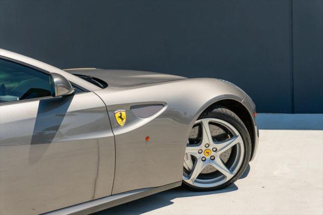 2012 Ferrari FF Base