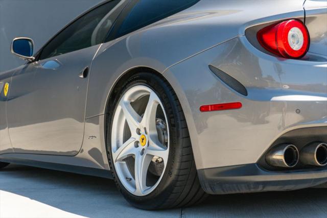 2012 Ferrari FF Base