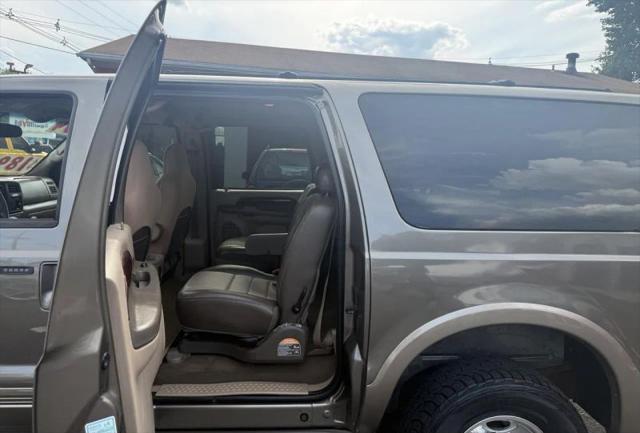 2004 Ford Excursion Eddie Bauer