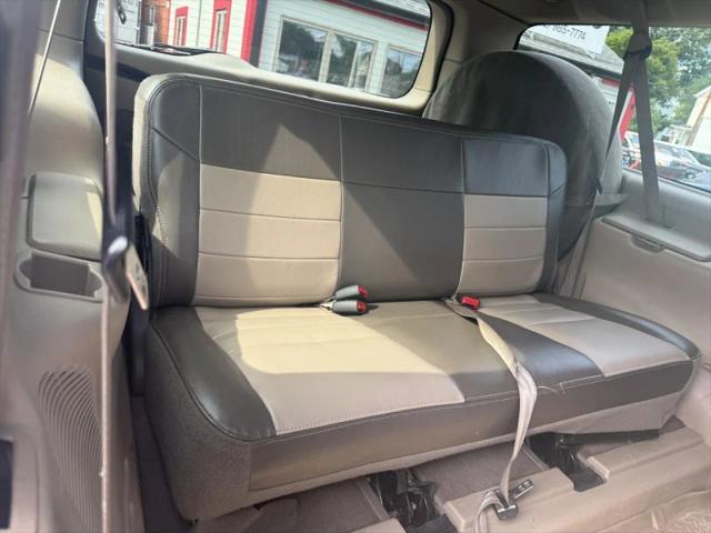 2004 Ford Excursion Eddie Bauer