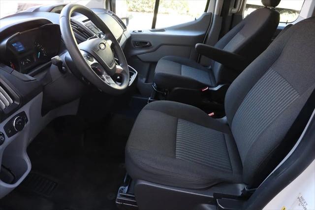 2017 Ford Transit XLT
