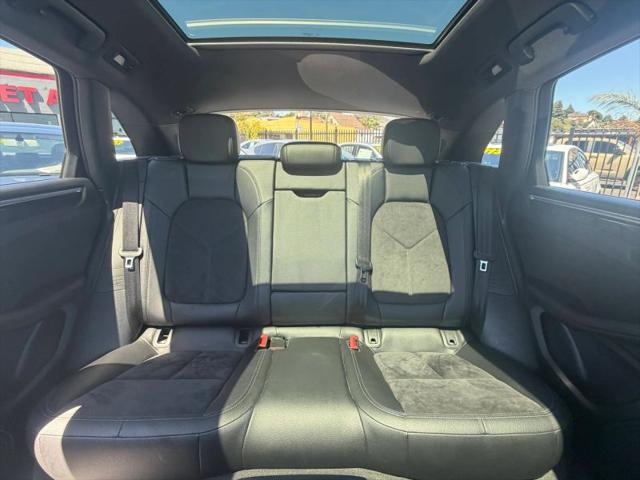2019 Porsche Macan Base