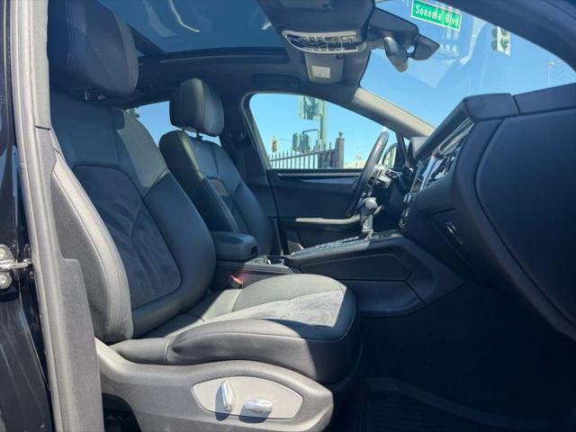 2019 Porsche Macan Base