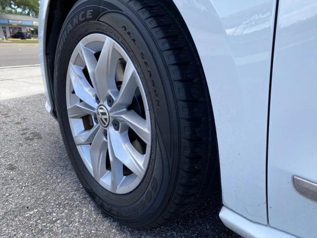 2017 Volkswagen Passat 1.8T S