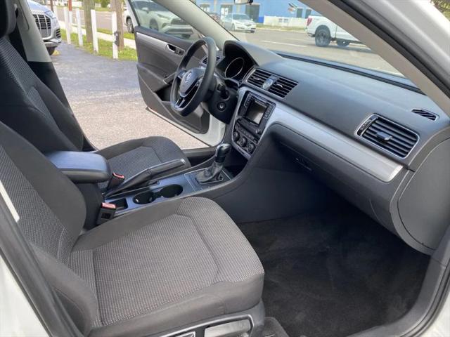 2017 Volkswagen Passat 1.8T S