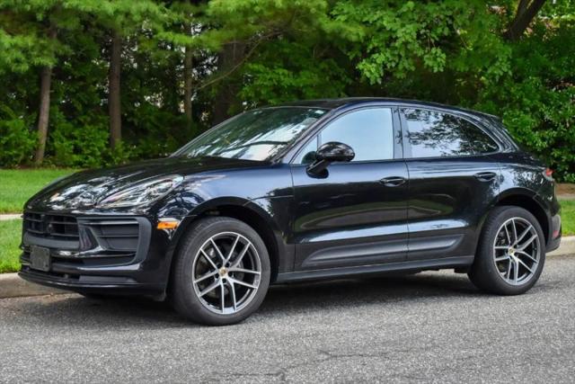 2023 Porsche Macan Base