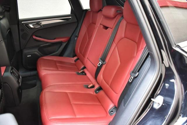 2023 Porsche Macan Base