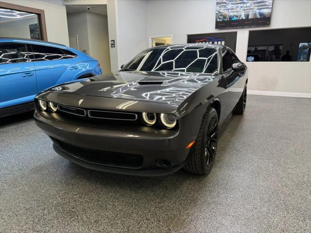 2021 Dodge Challenger SXT