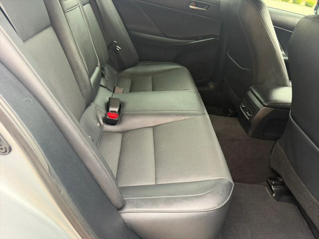 2021 Lexus IS 300 300