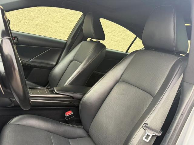 2021 Lexus IS 300 300