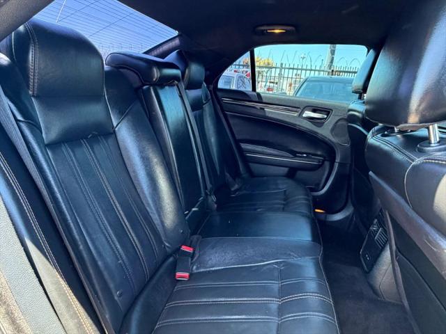2016 Chrysler 300 300S Alloy Edition