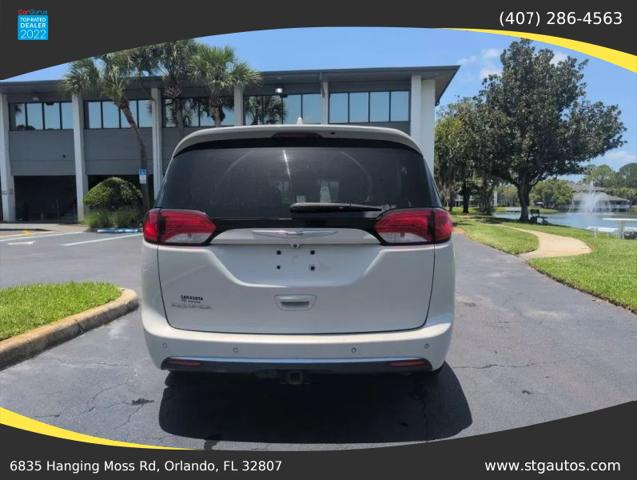 2017 Chrysler Pacifica Touring-L Plus