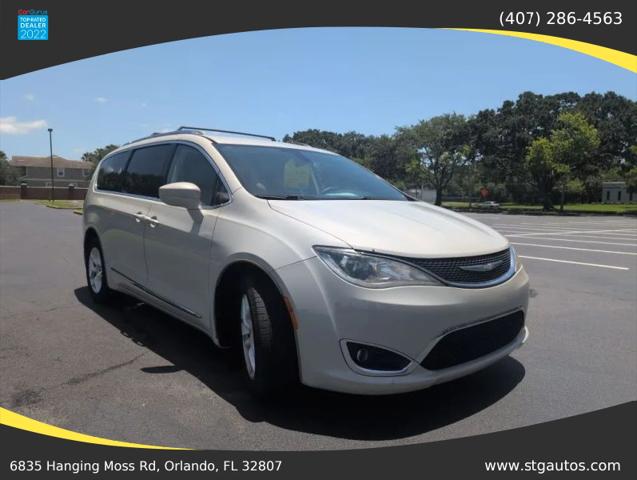 2017 Chrysler Pacifica Touring-L Plus