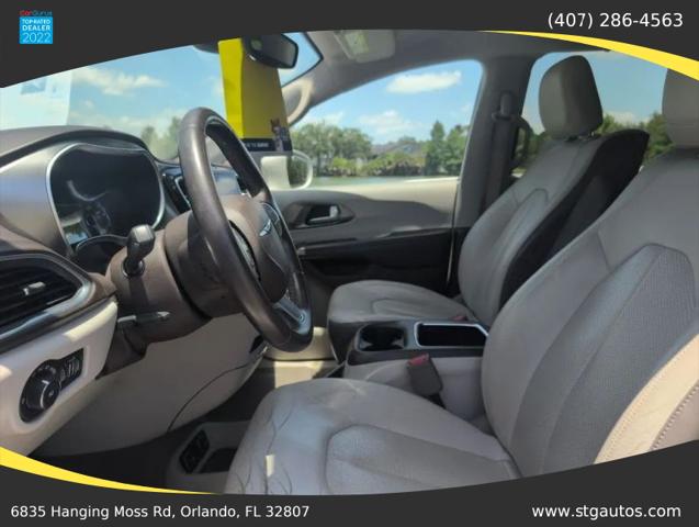 2017 Chrysler Pacifica Touring-L Plus