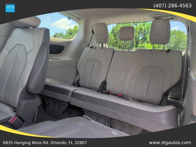 2017 Chrysler Pacifica Touring-L Plus