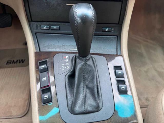 2003 BMW 3 Series 325i