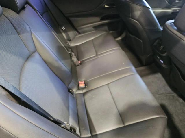 2022 Lexus ES 300h 300h