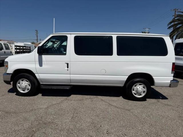 2009 Ford E-350 Super Duty XLT