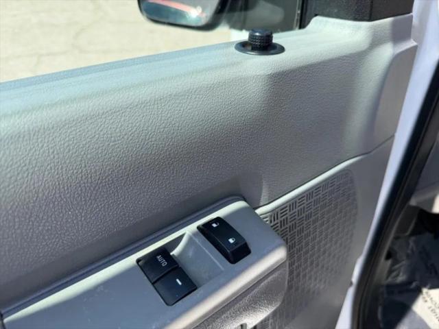 2009 Ford E-350 Super Duty XLT