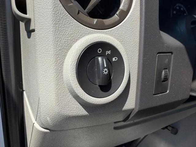 2009 Ford E-350 Super Duty XLT