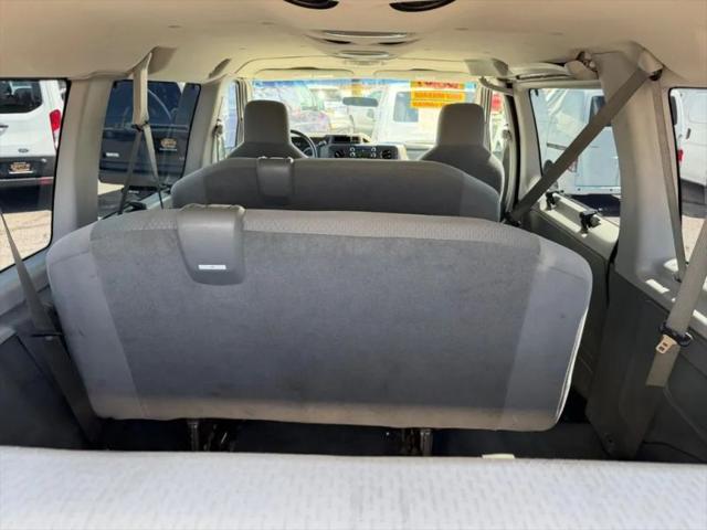 2009 Ford E-350 Super Duty XLT