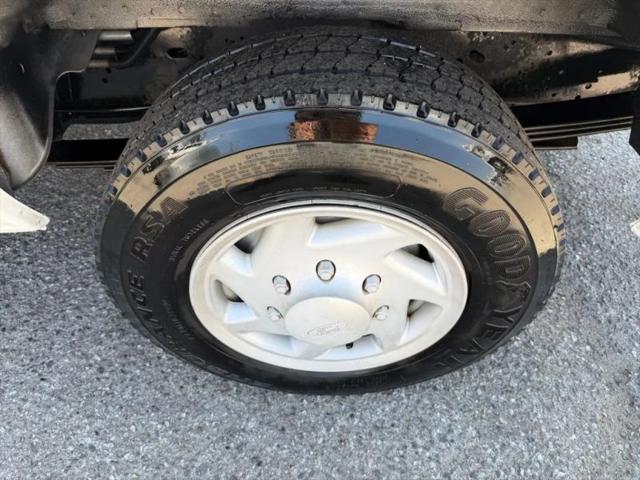 2009 Ford E-350 Super Duty XLT