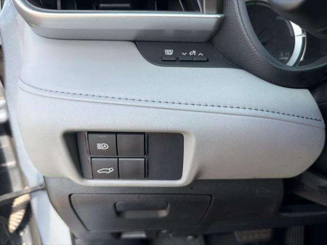 2021 Toyota Highlander Hybrid LE
