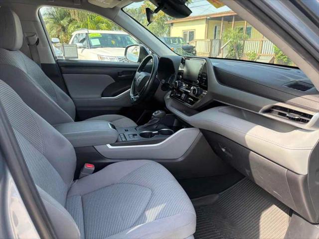 2021 Toyota Highlander Hybrid LE