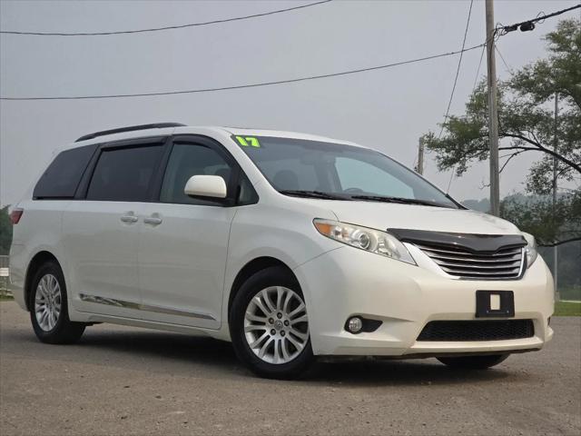 2017 Toyota Sienna XLE 8 Passenger for sale near Athens, OH