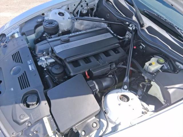 2005 BMW Z4 2.5i