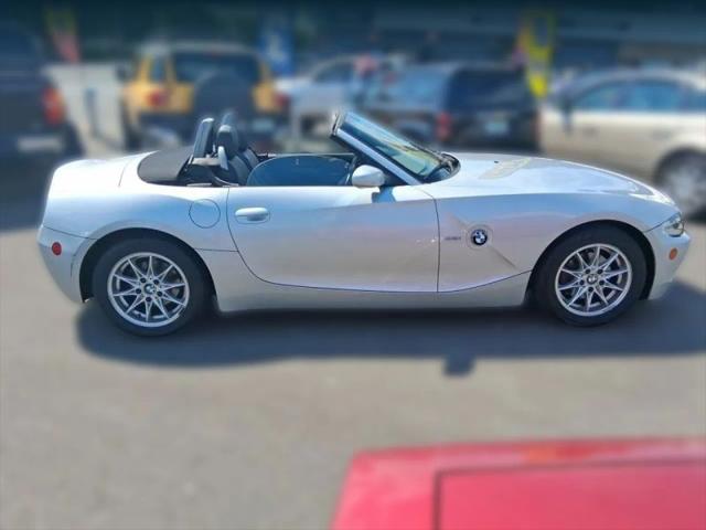 2005 BMW Z4 2.5i