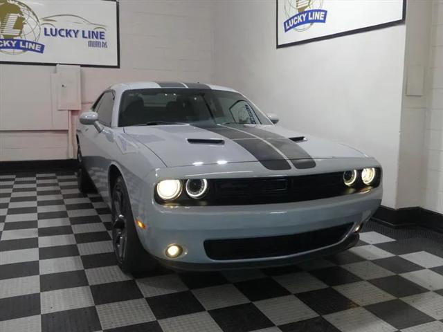 2021 Dodge Challenger SXT
