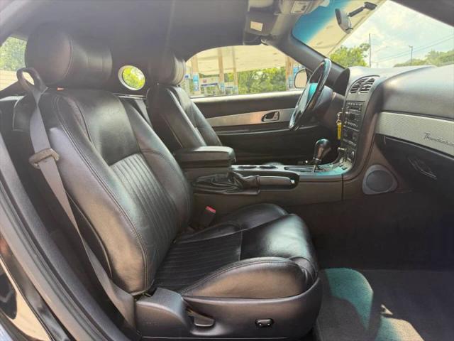 2004 Ford Thunderbird Base